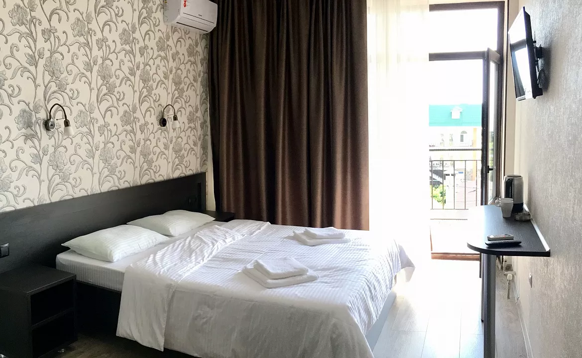 2 местный номер с балконом с видом на море. Гостевой дом София - Лазаревское. Лазаревское