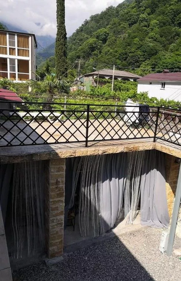 . Гостевой дом Спиро. Гагра