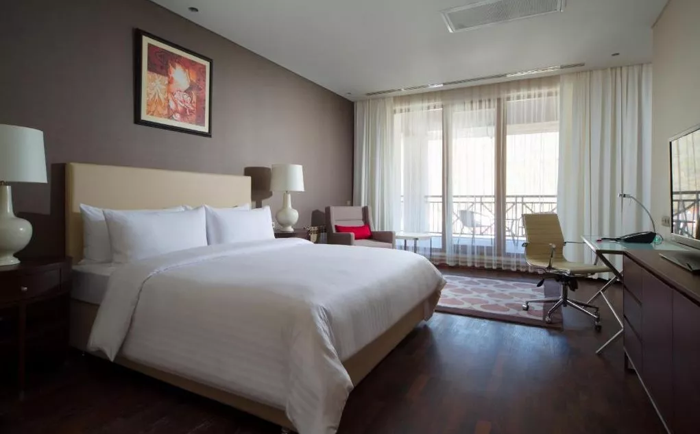 . Курортный отель Sochi Marriott Krasnaya Polyana . Красная Поляна