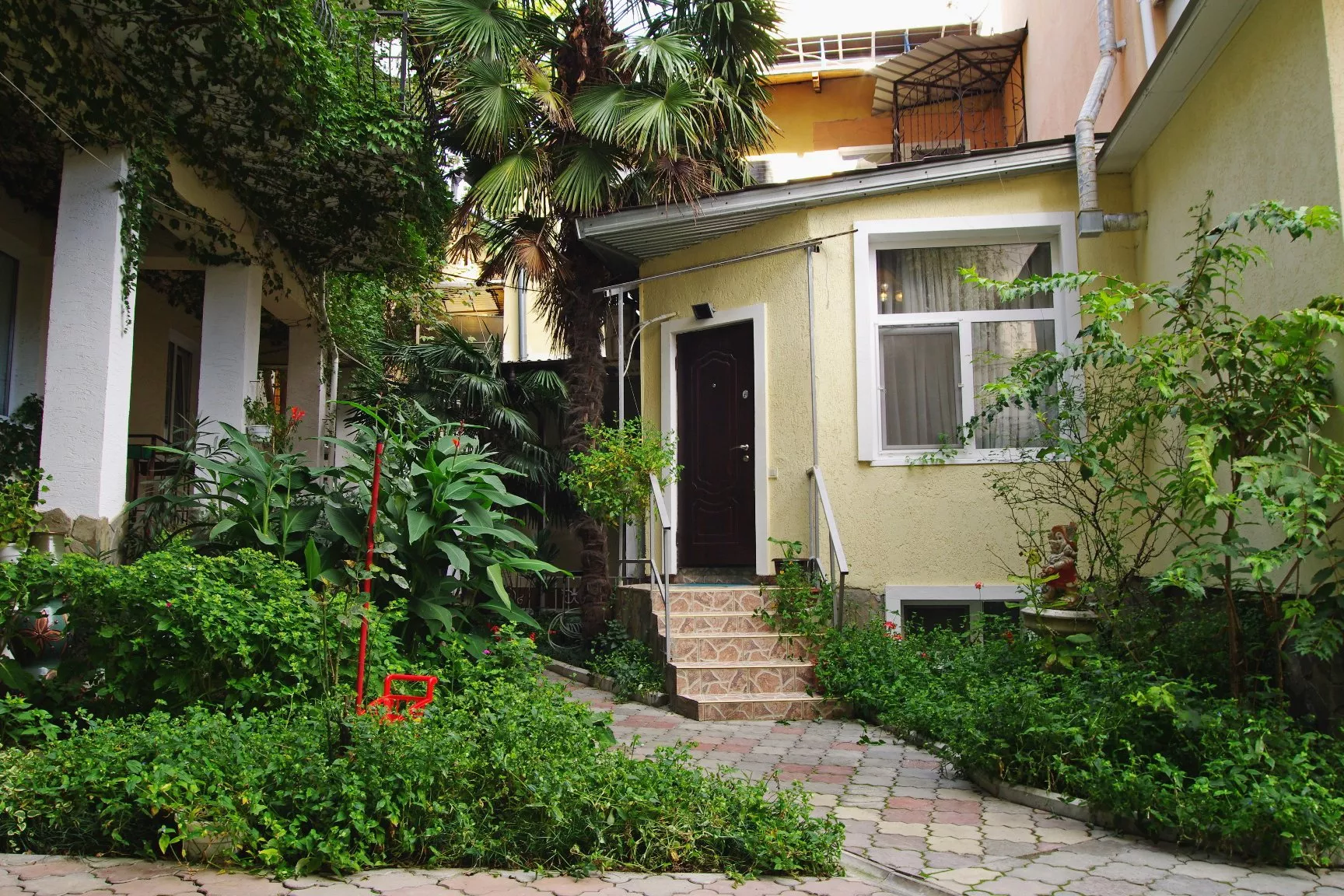 . Гостевой дом Анлемари. Ялта