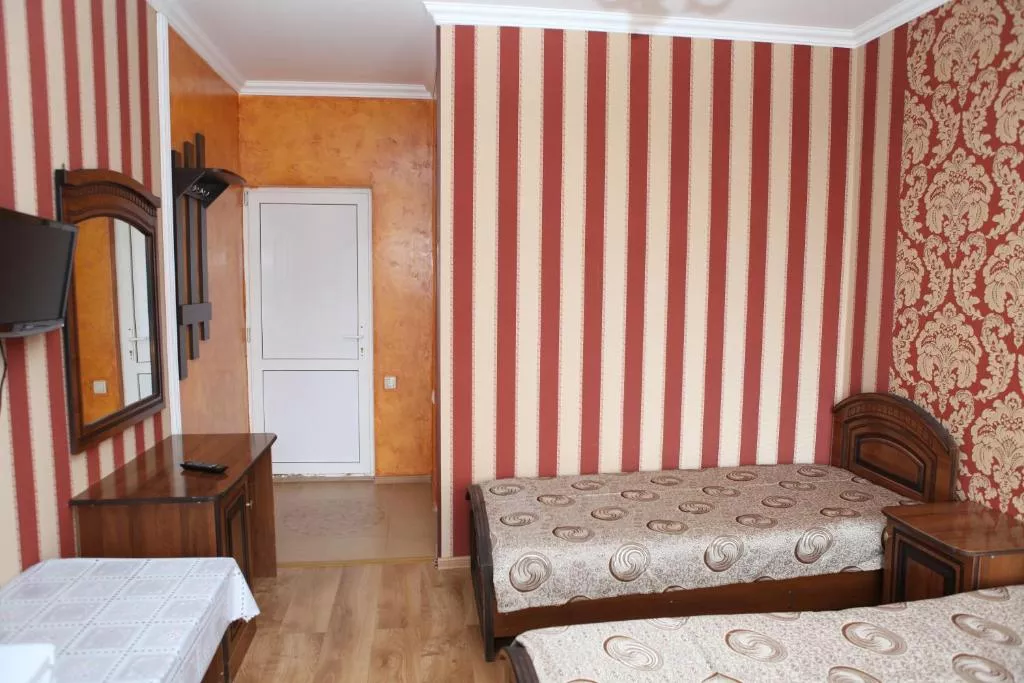 3х-местный номер с балконом	. Гостевой дом "MoreLeto". Адлер