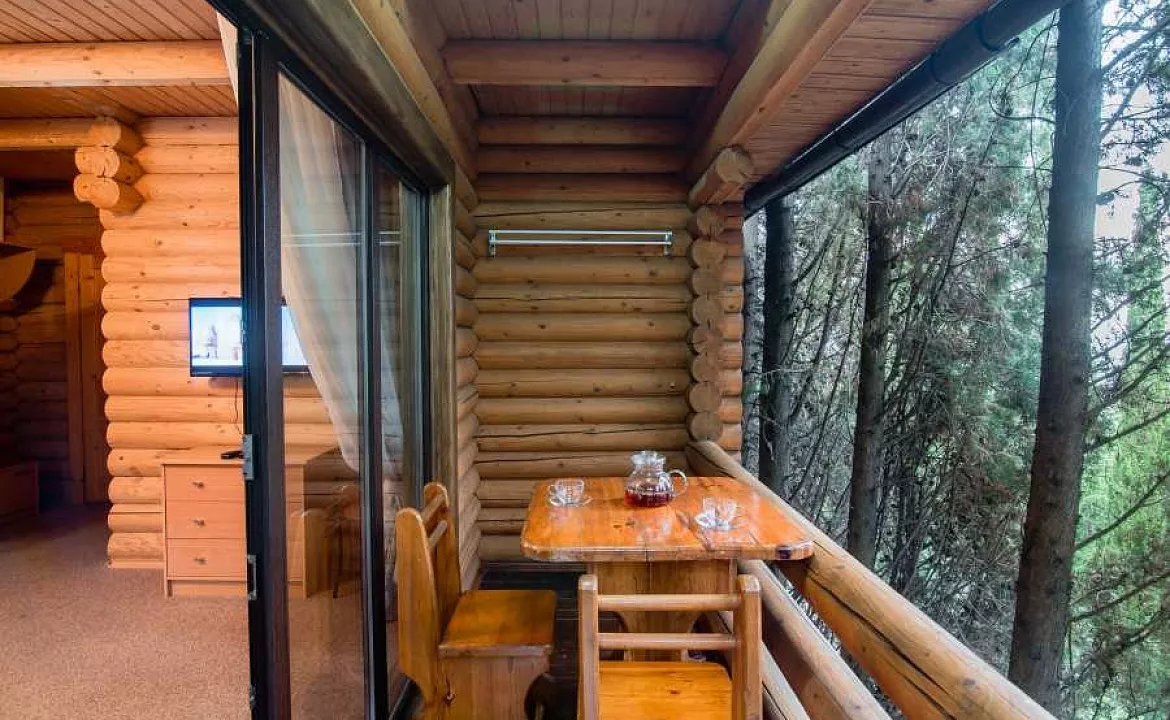 Коттедж-сруб двухкомнатный. Пансионат "Береговой". Малый Маяк