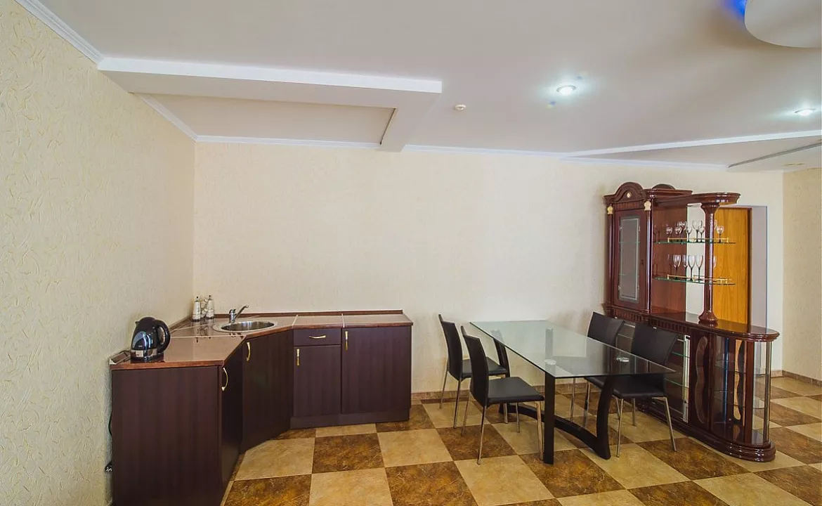 Апартаменты. Hotel & Osteophaty center "Lotus". Утёс