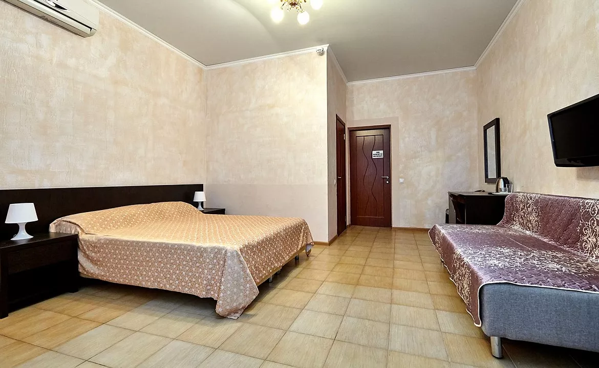 3-х местный стандарт. Гостевой дом "ВИКТОРИЯ". Геленджик 3-х местный стандарт. Гостевой дом "ВИКТОРИЯ". Геленджик