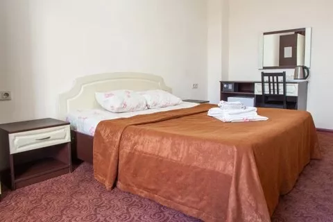 стандарт с балконом. Гостевой дом "Марити". Анапа