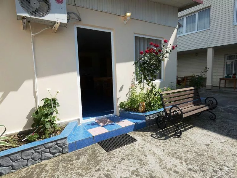 . Гостевой дом Летний Бриз. Вардане