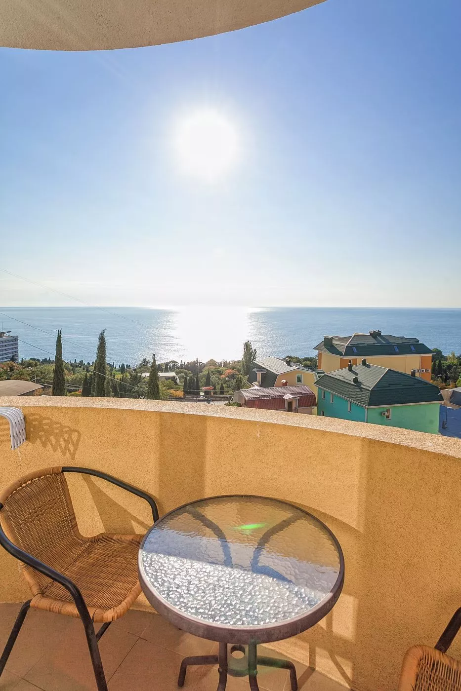 . Квартира в многоквартирном доме Видовые апартаменты в Мисхоре. Кореиз . Квартира в многоквартирном доме Видовые апартаменты в Мисхоре. Кореиз