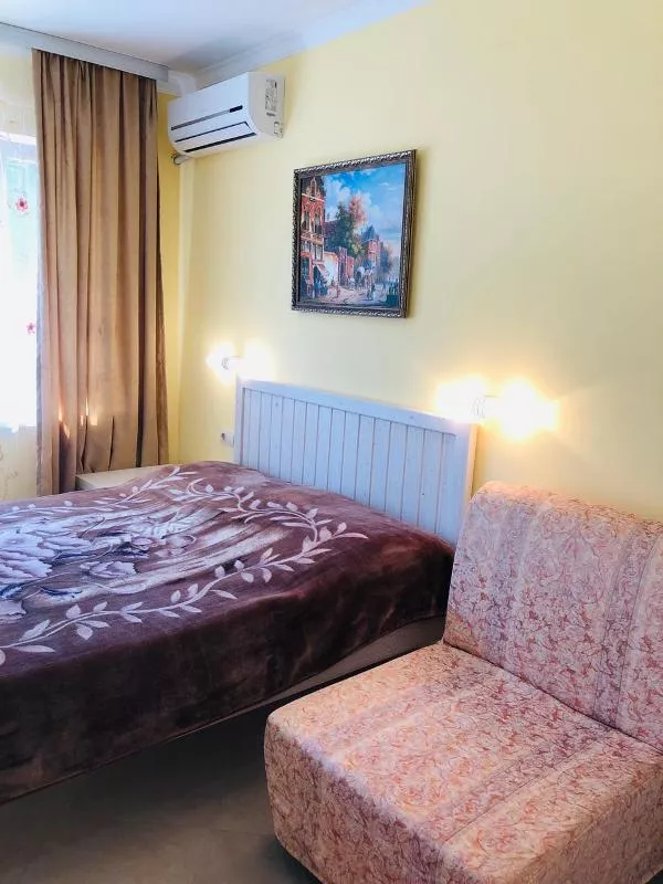 . Гостевой дом "Оливер" в Небуге     . Небуг