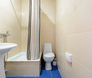 Четырёхместный стандарт. Гостевой дом УЮТ на ул. Новороссийское шоссе 1/7. 