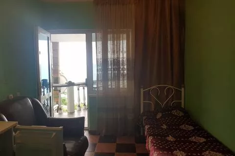  3-х местный с удобствами. Гостевой дом "Волна". Лазаревское