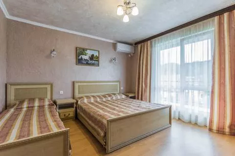 3-х местный «Стандарт» повышенной комфортности. Гостевой дом «Коралл-Лоо». Лоо