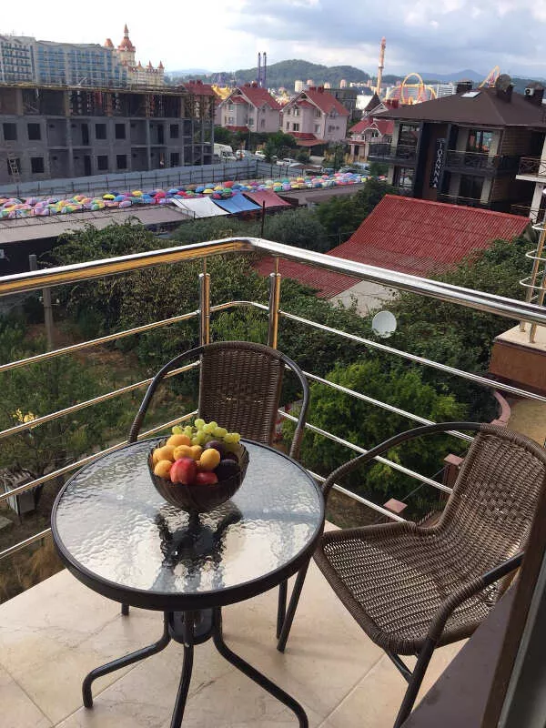 . Квартира в многоквартирном доме Нижнеимеретинская, 137/а. Адлер