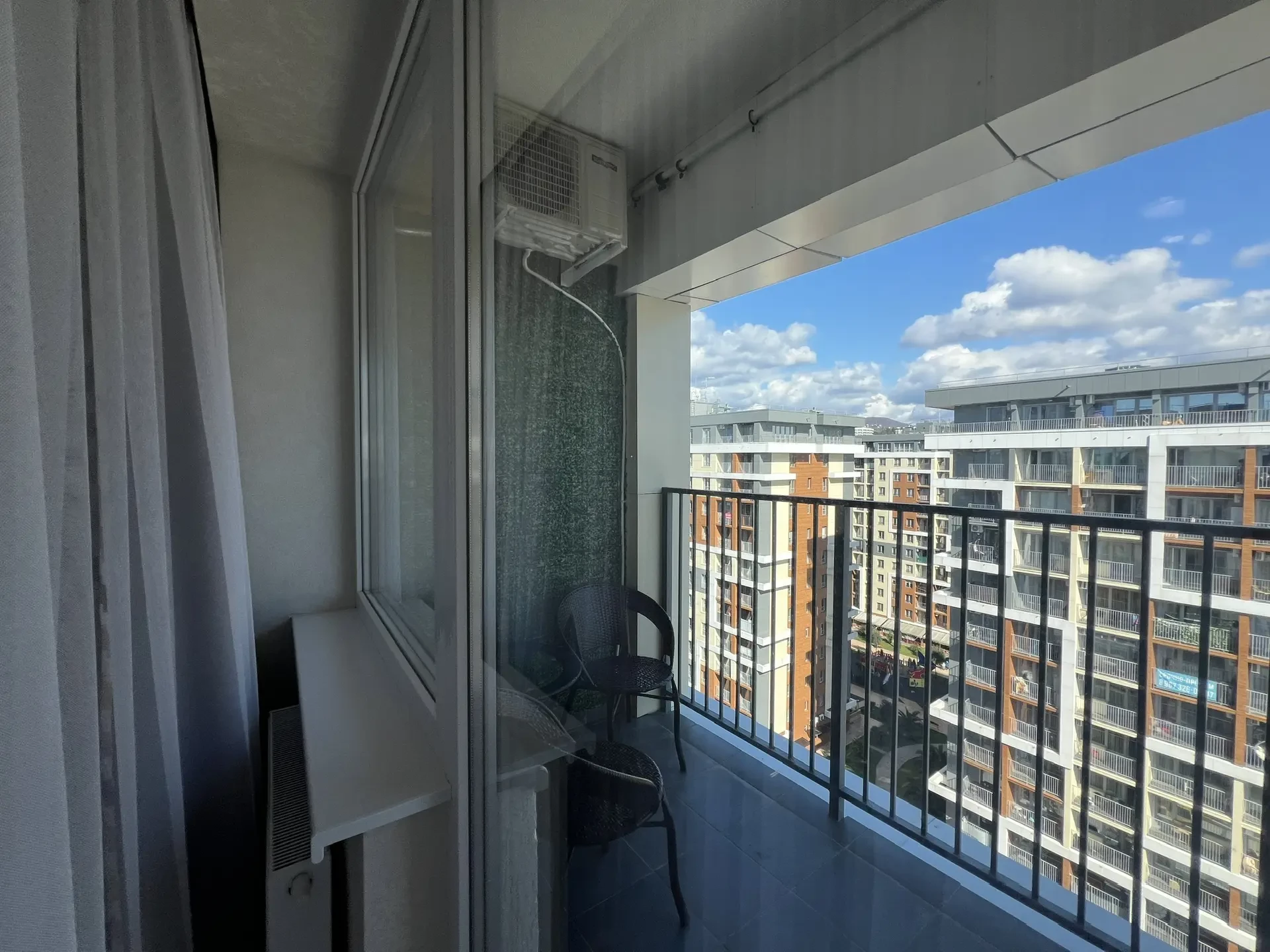 . Квартира в многоквартирном доме Апартамент с видом на море и горы. Дагомыс