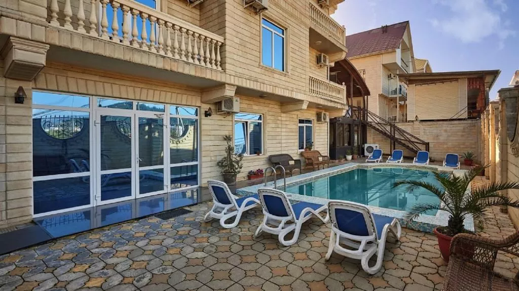 . Гостиница Hotel RUS. Адлер