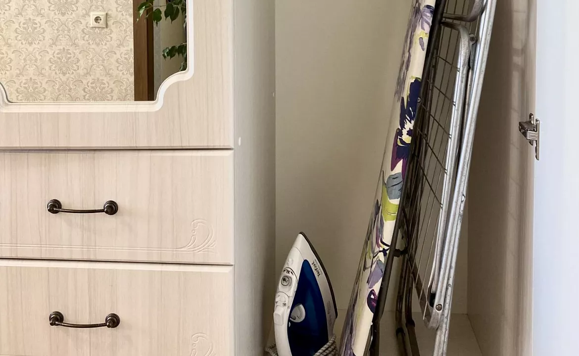 Квартира с великолепным видом на Горы и Море. Квартира в многоквартирном доме C видом на Горы и Море на Дмитриевой 56. Сочи