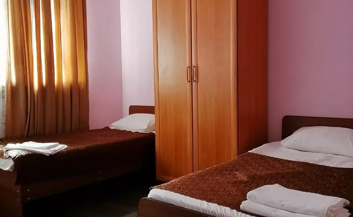 3х местный Стандарт. Гостевой дом "Cветлана". Адлер