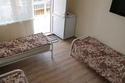 3-х местный номер Стандарт. Гостевой дом «Морская миля». Архипо-Осиповка