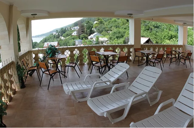 . Отель "Прибой 2". Лазаревское . Отель "Прибой 2". Лазаревское