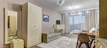 premium Apartments actor Galaxy