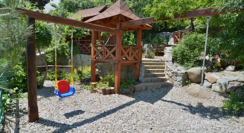 . Отель "Кучук-Ламбат". Бондаренково