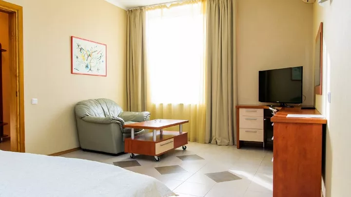 Номер I категории «Восток». Отель «ВИА ОТЕЛЬ». Феодосия