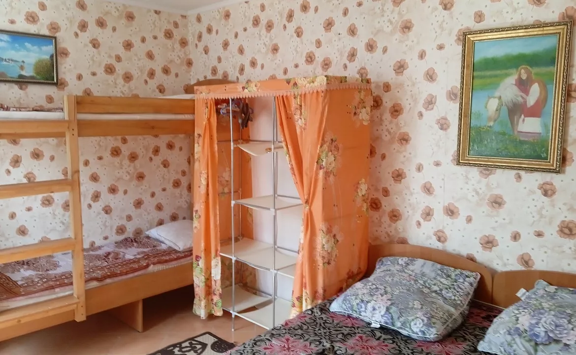 4хместный номер с кухней и сан. узлом. Гостевой дом "Ирина". Крым - частный сектор