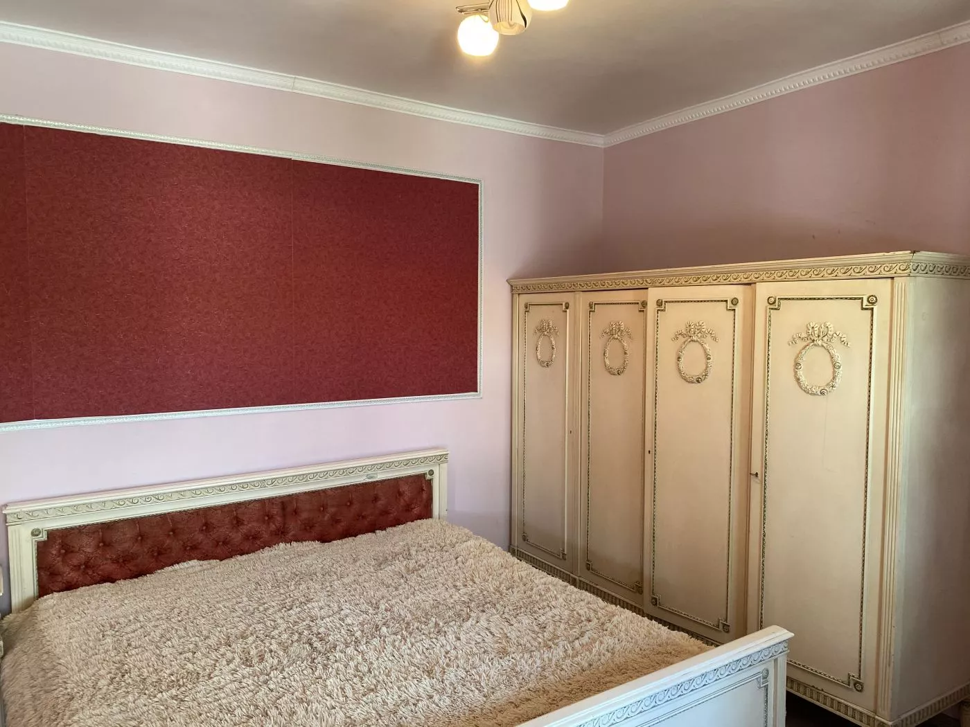 . Гостевой дом "Несник" . Гагра