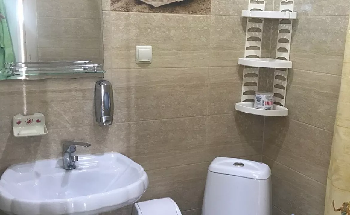 2-й этаж 5-й номер. Гостевой дом "Орджо и Море". Орджоникидзе