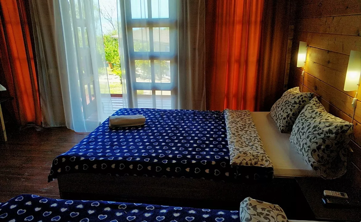 Домик под ключ 3х. Гостевые домики "Парадиз" в Новом Афоне рядом с морем. Новый Афон