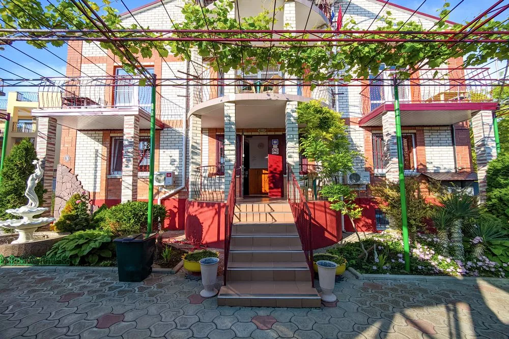 . Гостевой дом «Месео». Витязево