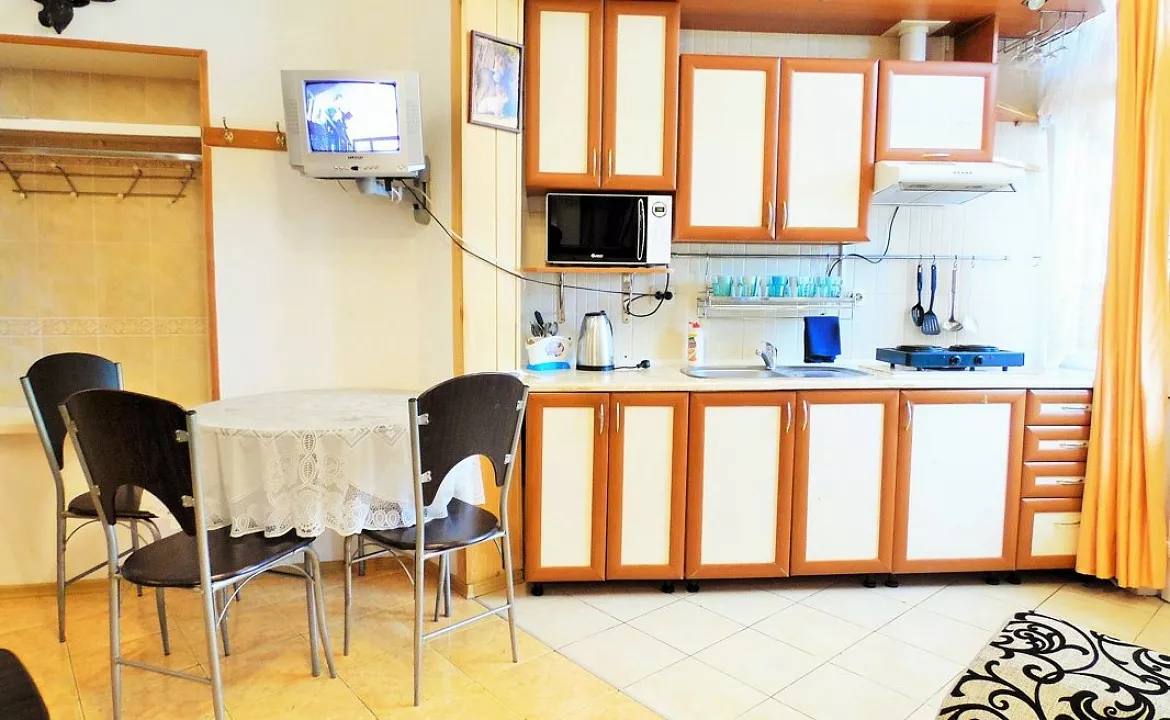 Апартаменты семейные. Частный гостевой дом Дворик у причала. Ялта