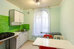 Гостевой дом "Уютный дворик" на Толстого 42А