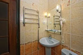 ЛЮКС, С ДЖАКУЗИ,  КРУГЛОЕ СЧАСТЬЕ. Отель "Гостеев на Ореховой"       . Джубга