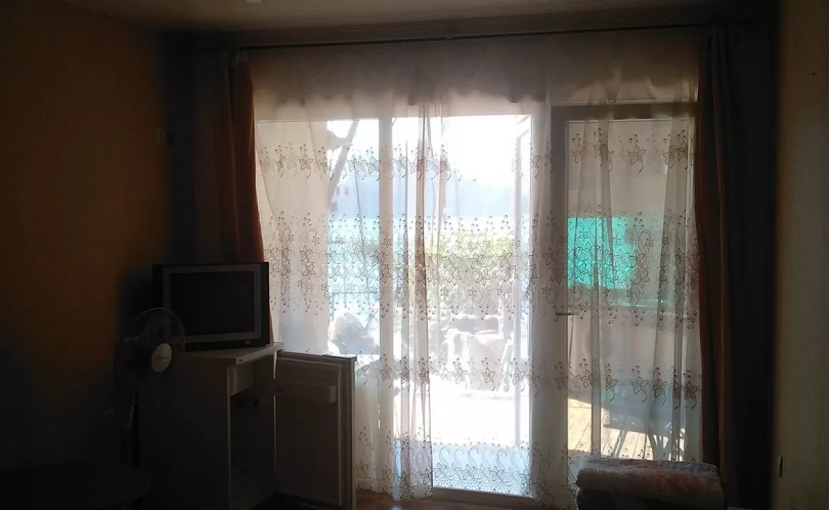 1-ый этаж 3-ий номер. Гостевой дом "Орджо и Море". Орджоникидзе