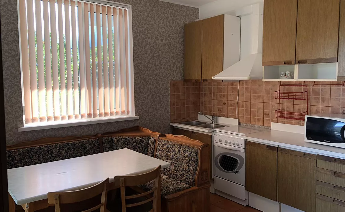 Апартаменты трехкомнатные. Гостевой дом АнНи. Гаспра