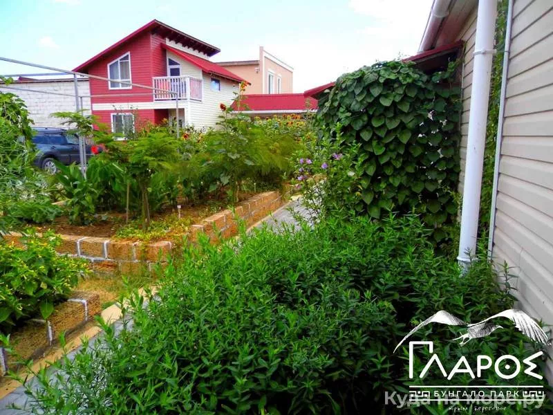 . Бунгало парк «ΓΛΑΡΟΣ». Береговое