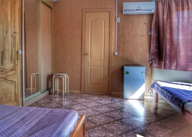 Трехместный номер. Гостевой дом «У Маши и Медведя». Ейск