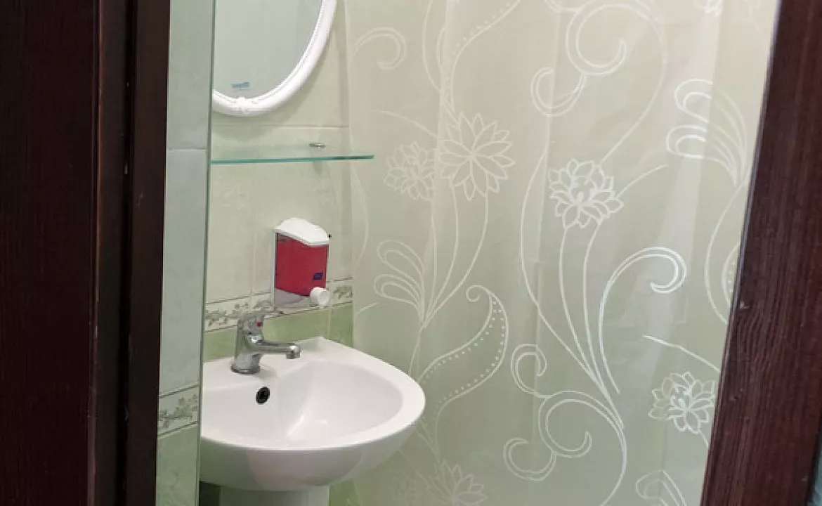 1-комнатный 2-местный номер с кондиционером. Гостиница «Рояль». Симферополь