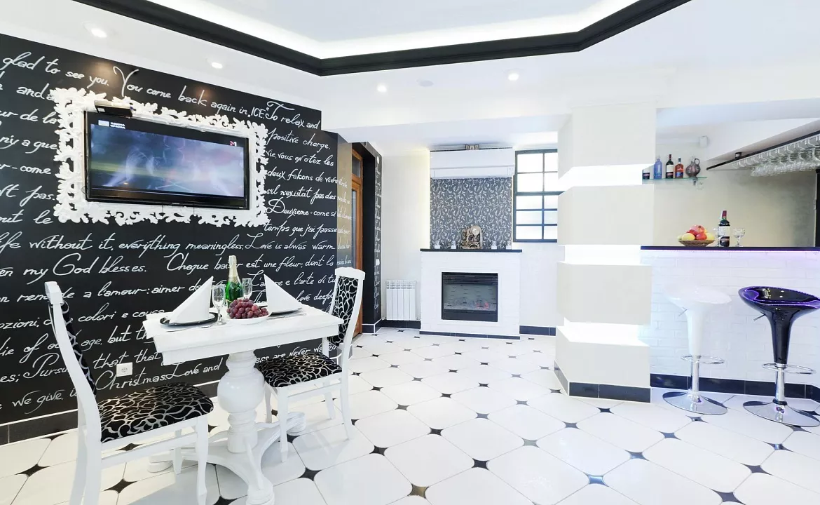 Ресторана-кафе АЙС. Гостевой дом  Vega. Заозерное