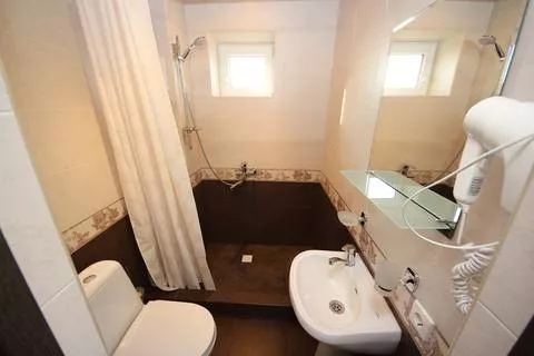 3-х местный «Полулюкс». Гостевой дом Rovados. Витязево