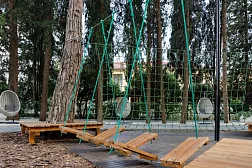 Курортный отель Моне