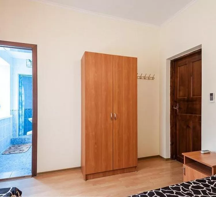 . Частный гостевой дом Бриз. Голубицкая