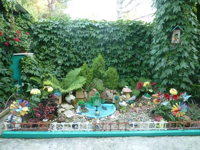 . Частный сектор << МАРГАРИТА >>. Лазаревское