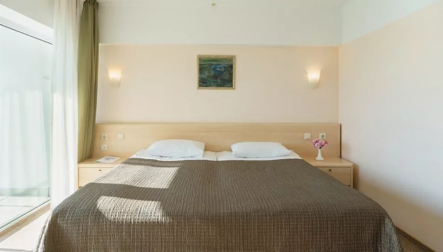 Однокомнатные номера категории Стандарт (I категория). Отель «Левант». Ялта