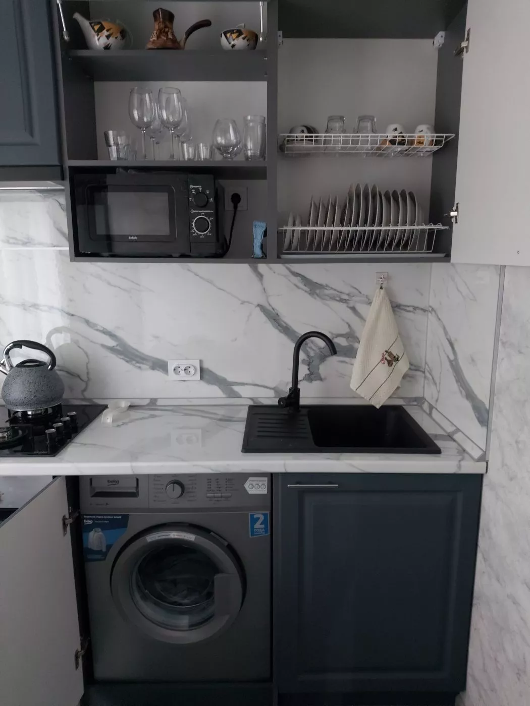 . Квартира в многоквартирном доме в центре Адлера. Адлер . Квартира в многоквартирном доме в центре Адлера. Адлер