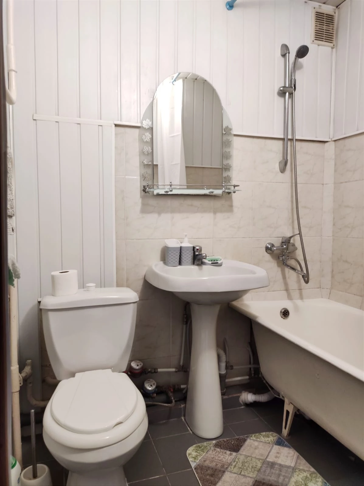 . 1-но комн кв у жд. Лазаревское