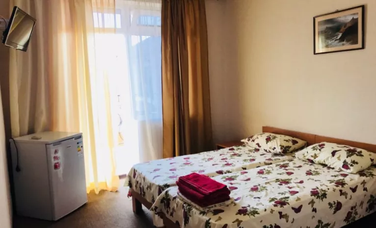 2-Х Местный. Семейный гостевой дом Лимпопо. Саки