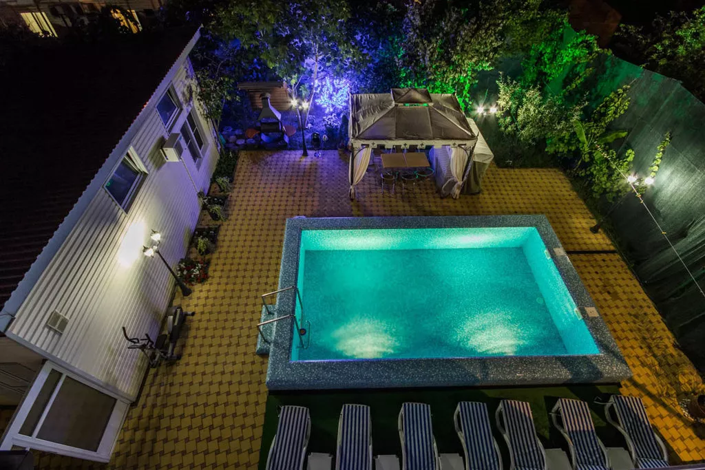 . Коттедж "Регина" . Адлер