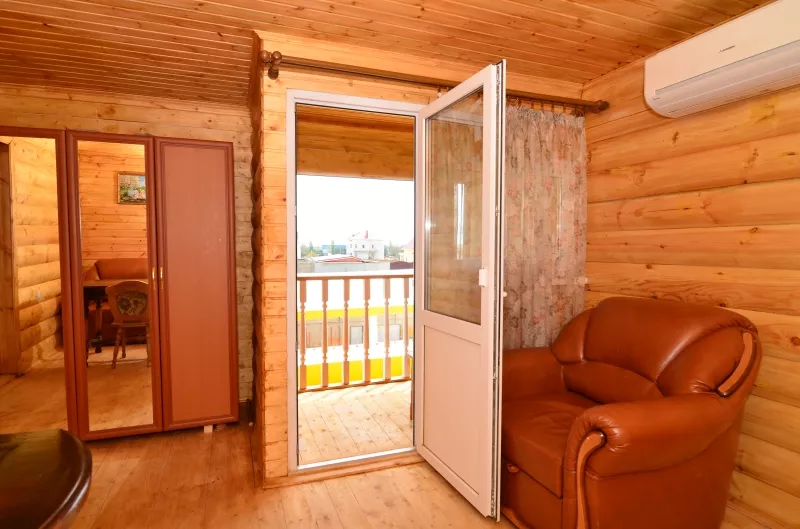 Эко-дом (из натурального дерева) 2-комнатный номер 