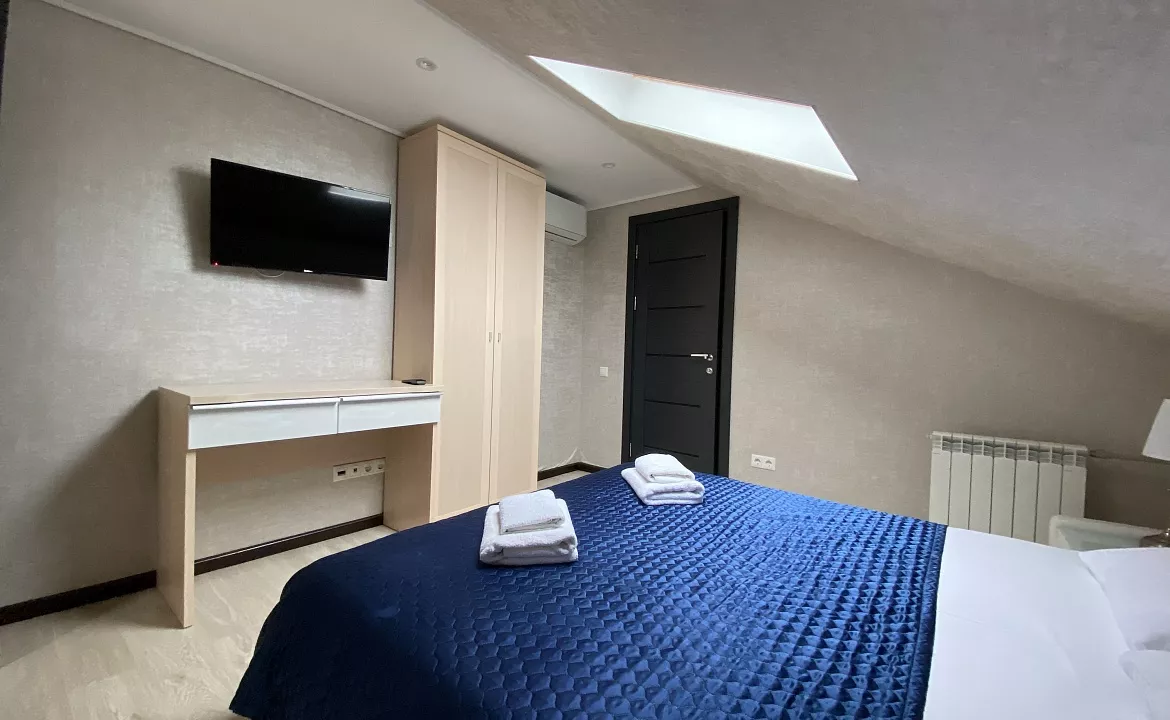 Мансардный трехместный. Отель BLUE MARINE HOTEL. Адлер